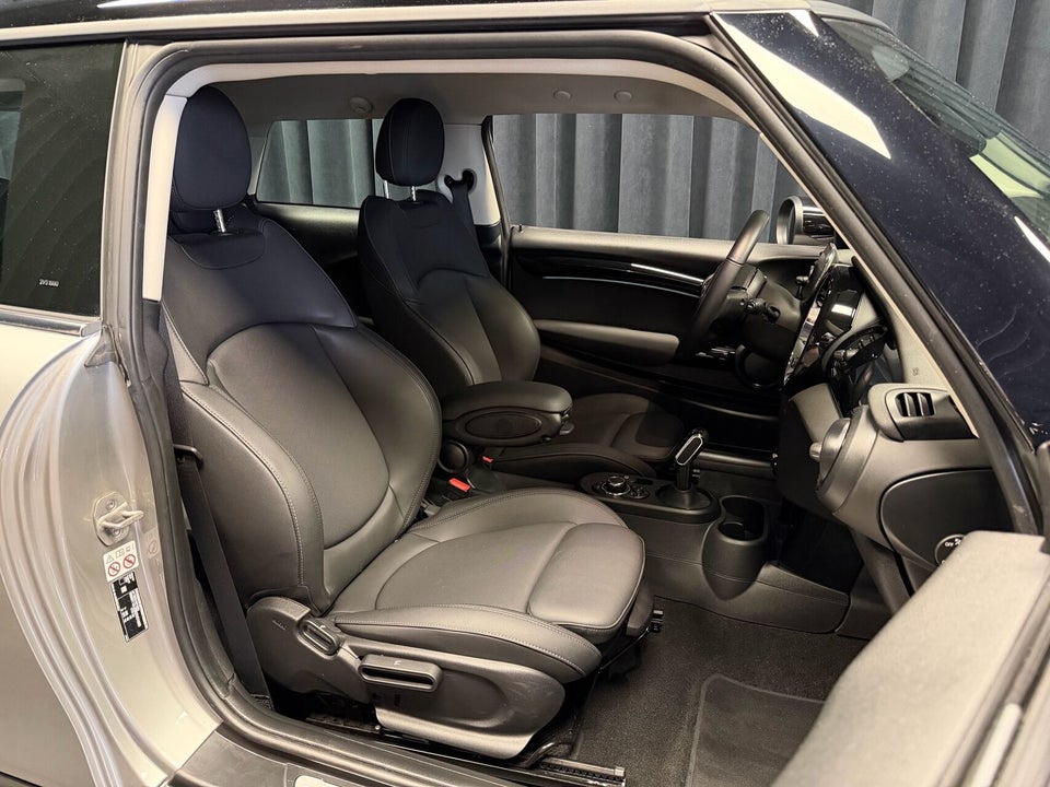 MINI Cooper SE Edition Premium 3d