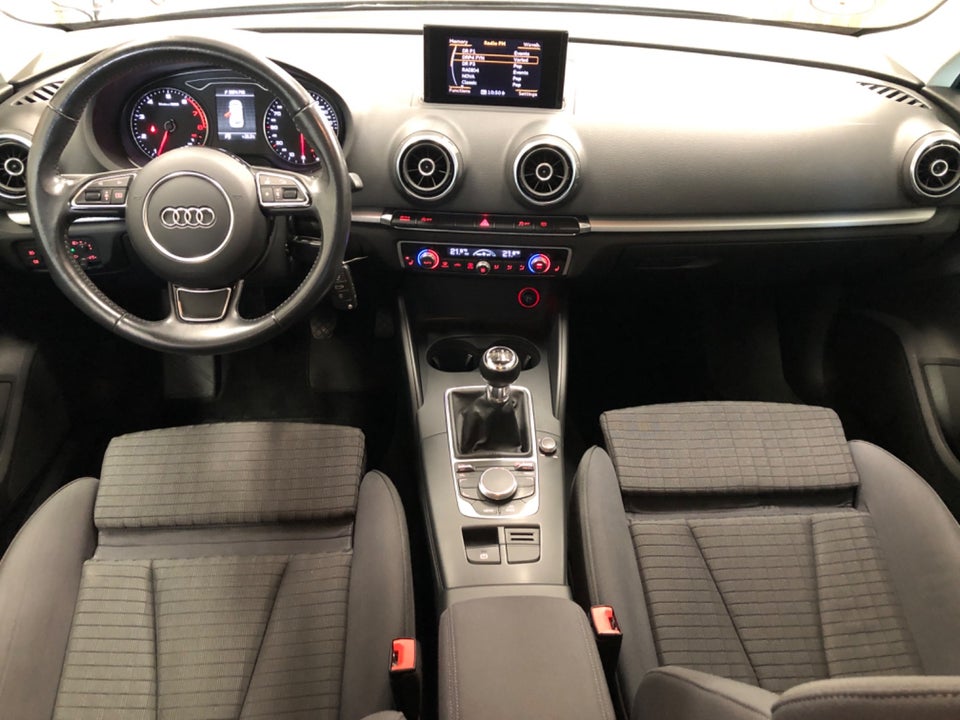 Audi A3 1,4 TFSi 122 Ambition Sportback 5d