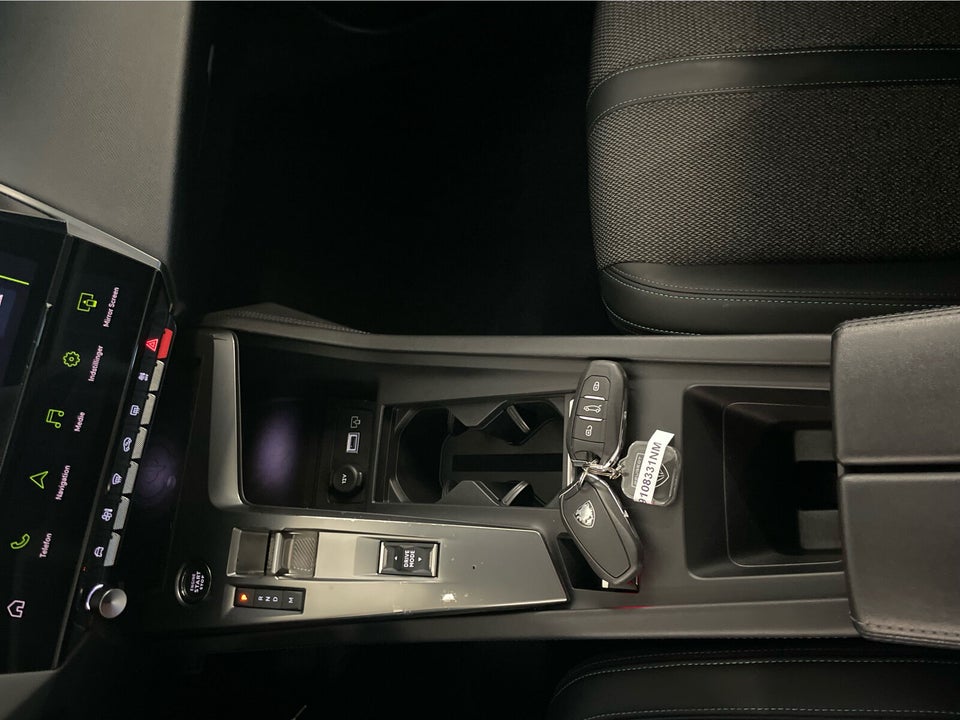 Peugeot 308 1,5 BlueHDi 130 Allure Pack EAT8 5d
