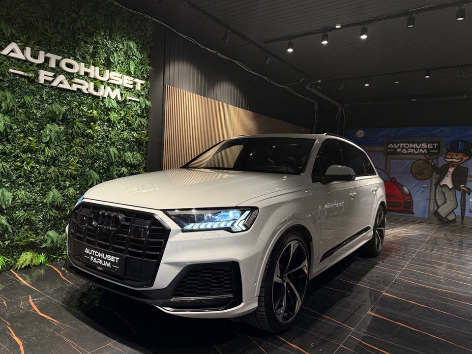 Audi Q7 50 TDi S-line quattro Tiptr. 7prs 5d