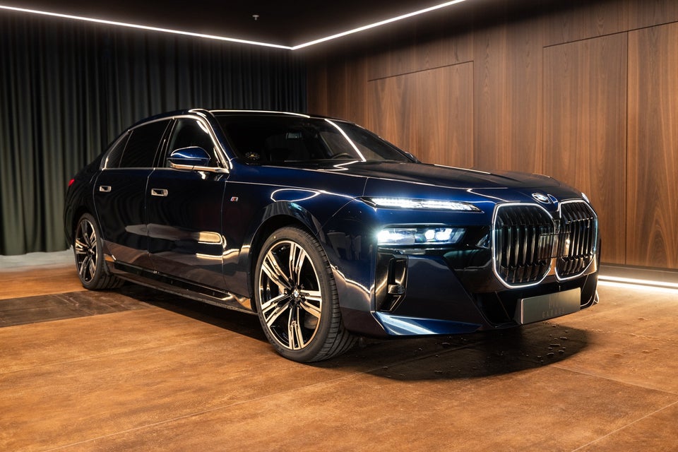 BMW i7 xDrive60 M-Sport 4d