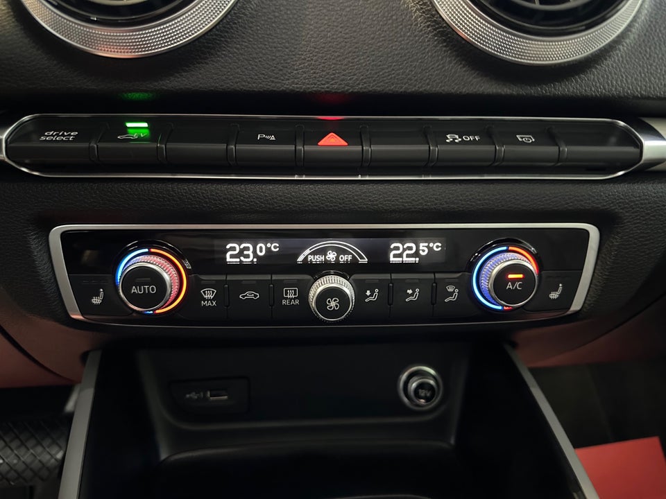 Audi A3 1,4 e-tron Sport Sportback S-tr. 5d