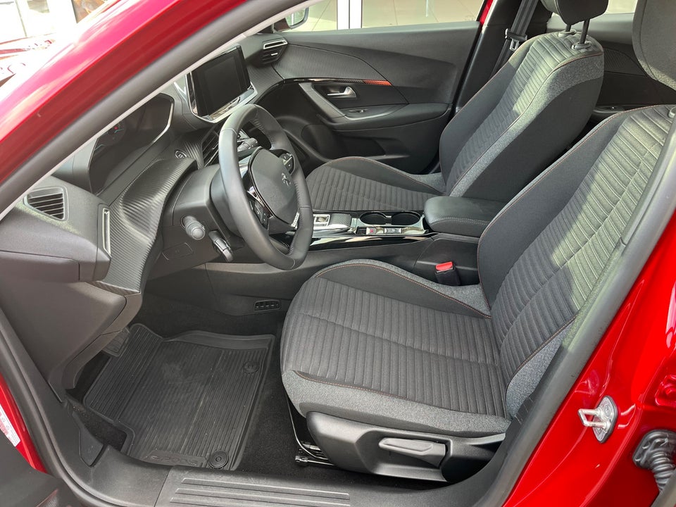 Peugeot e-2008 50 Active 5d