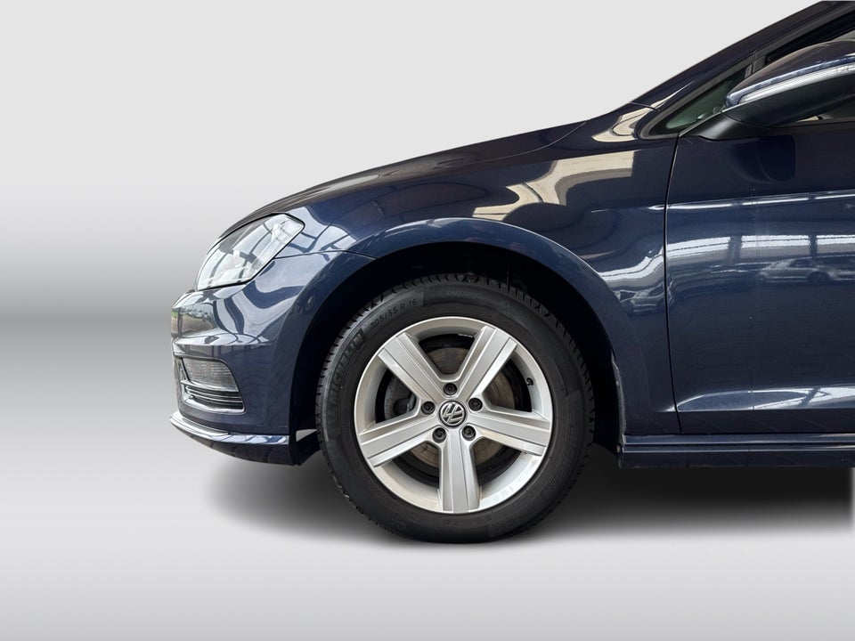 VW Golf VII 2,0 TDi 150 R-line BMT 5d