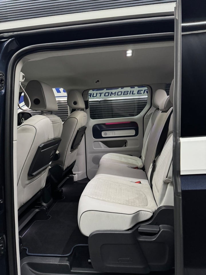 VW ID.Buzz 77 Pro SWB 5d