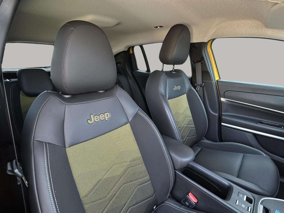 Jeep Avenger 54 Summit 5d