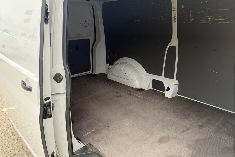 VW Transporter 2,0 TDi 150 Kassevogn DSG lang