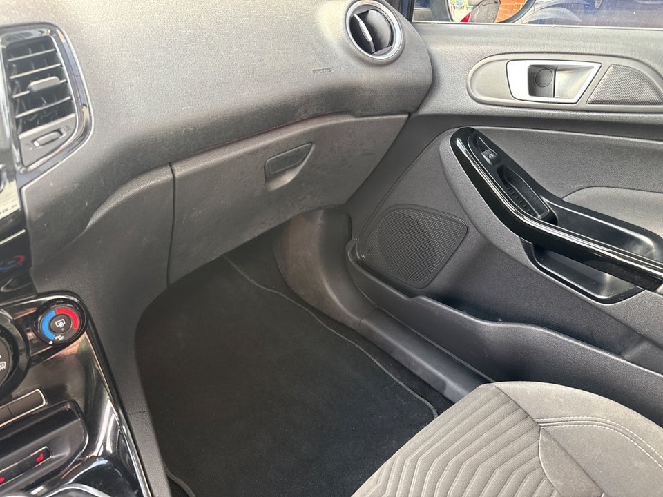 Ford Fiesta 1,0 SCTi 100 Titanium 5d