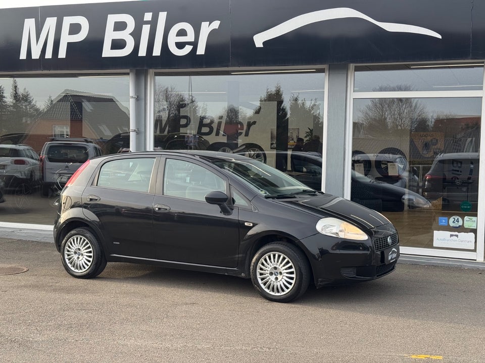 Fiat Punto 1,4 16V Dynamic 5d