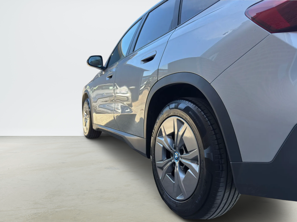 BMW iX1 eDrive20 5d