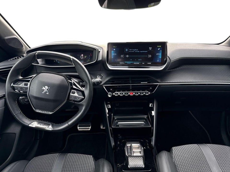 Peugeot e-208 50 GT Sky 5d