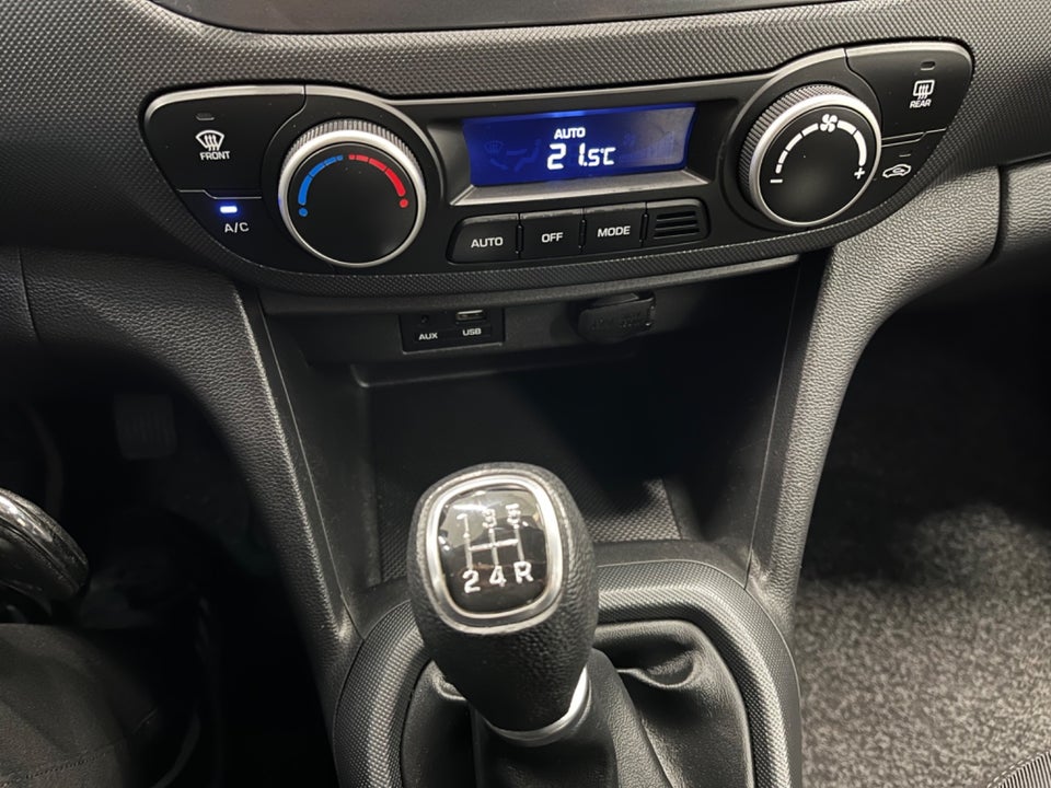 Hyundai i10 1,0 Touch 5d