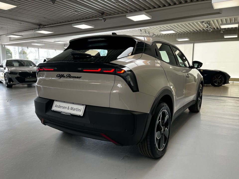 Alfa Romeo Junior Elettrica Core 5d