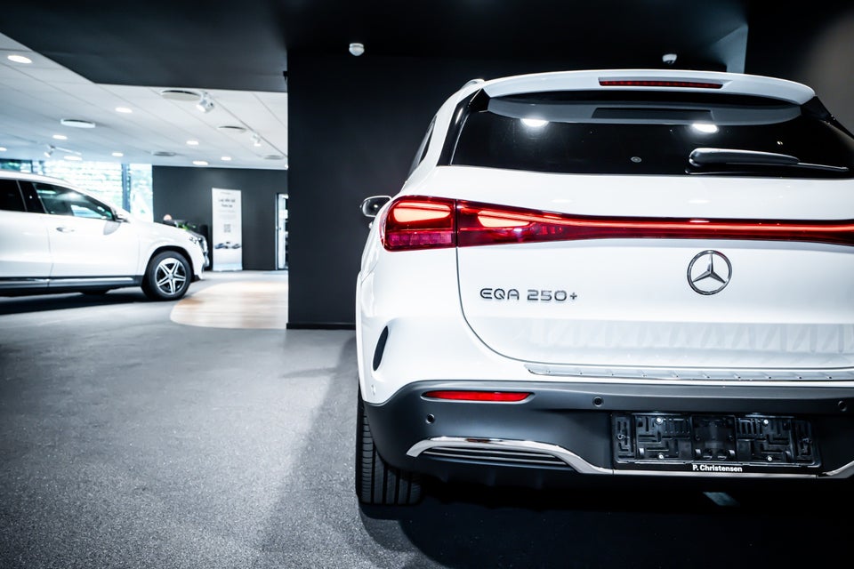 Mercedes EQA250+ AMG Premium 5d