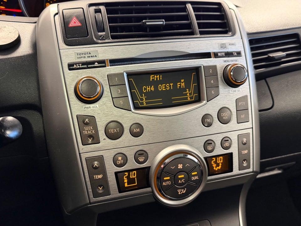 Toyota Verso 2,0 D-4D TX Business 7prs 5d