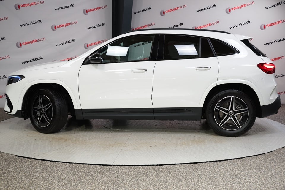 Mercedes EQA300 AMG Line 4Matic 5d