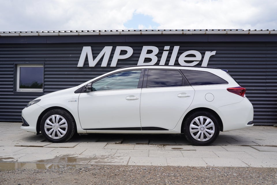 Toyota Auris 1,8 Hybrid H2 Comfort Touring Sports CVT 5d