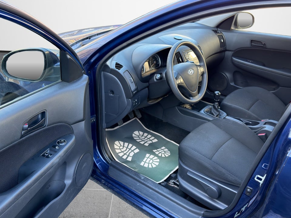 Hyundai i30 1,4 CVVT Classic CW 5d