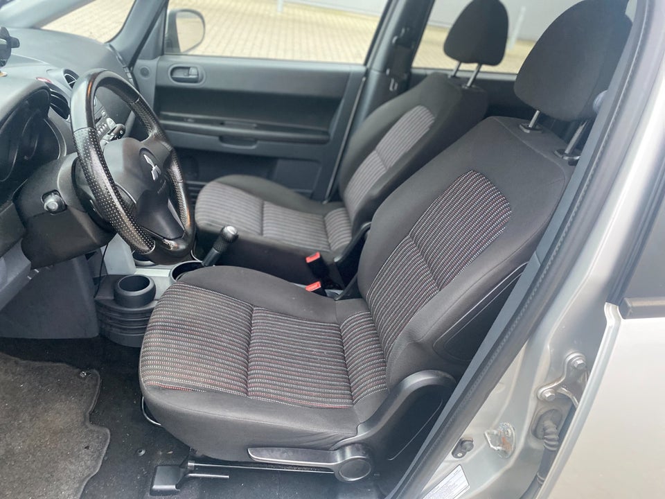 Mitsubishi Colt 1,3 Invite Coolpack 5d