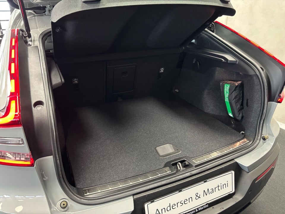 Volvo C40 ReCharge Core 5d