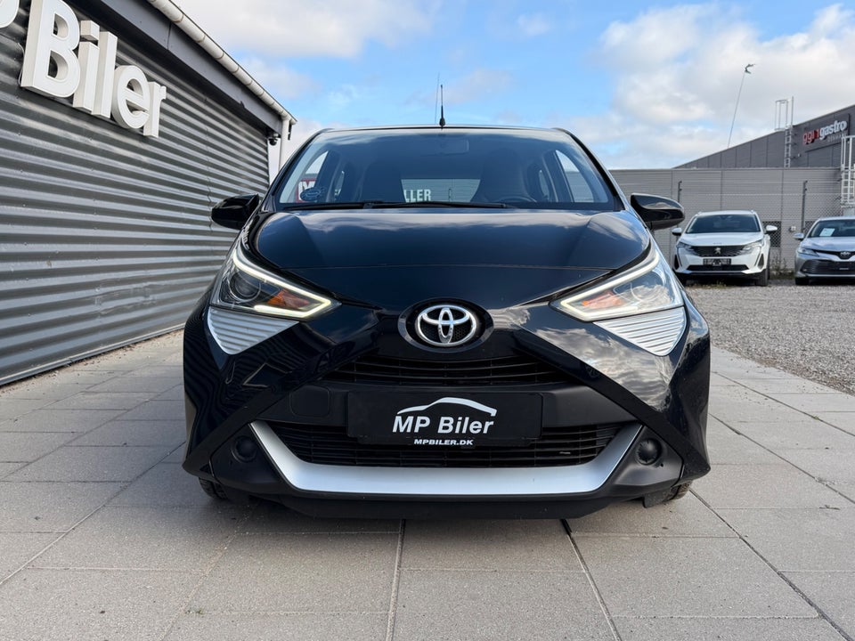 Toyota Aygo 1,0 VVT-i x-clusiv 5d