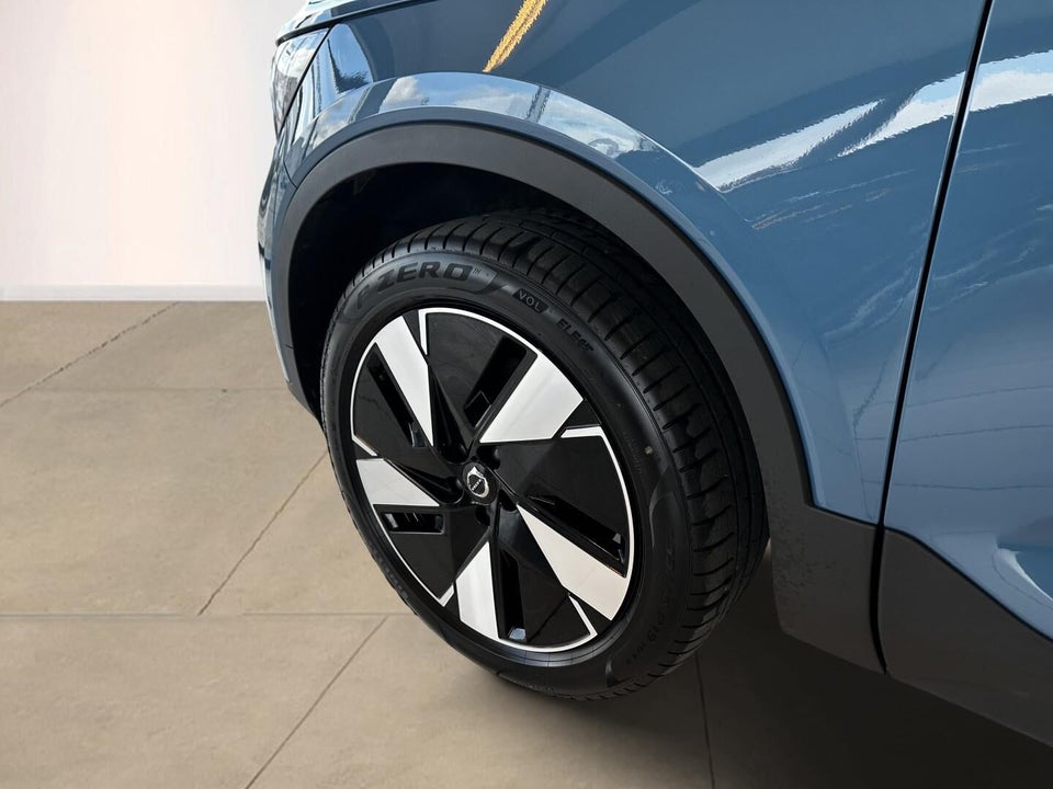 Volvo EX40 Extended Range Ultra 5d