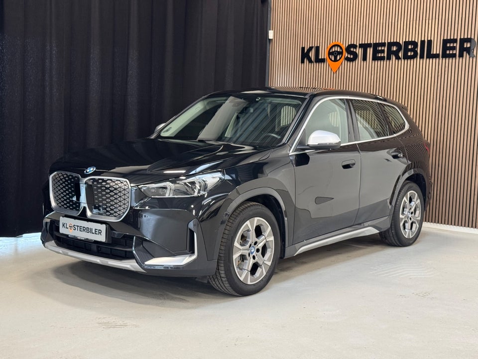 BMW iX1 eDrive20 X-Line 5d