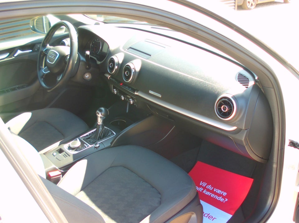 Audi A3 1,4 TFSi 125 Ambition Sportback S-tr. 5d