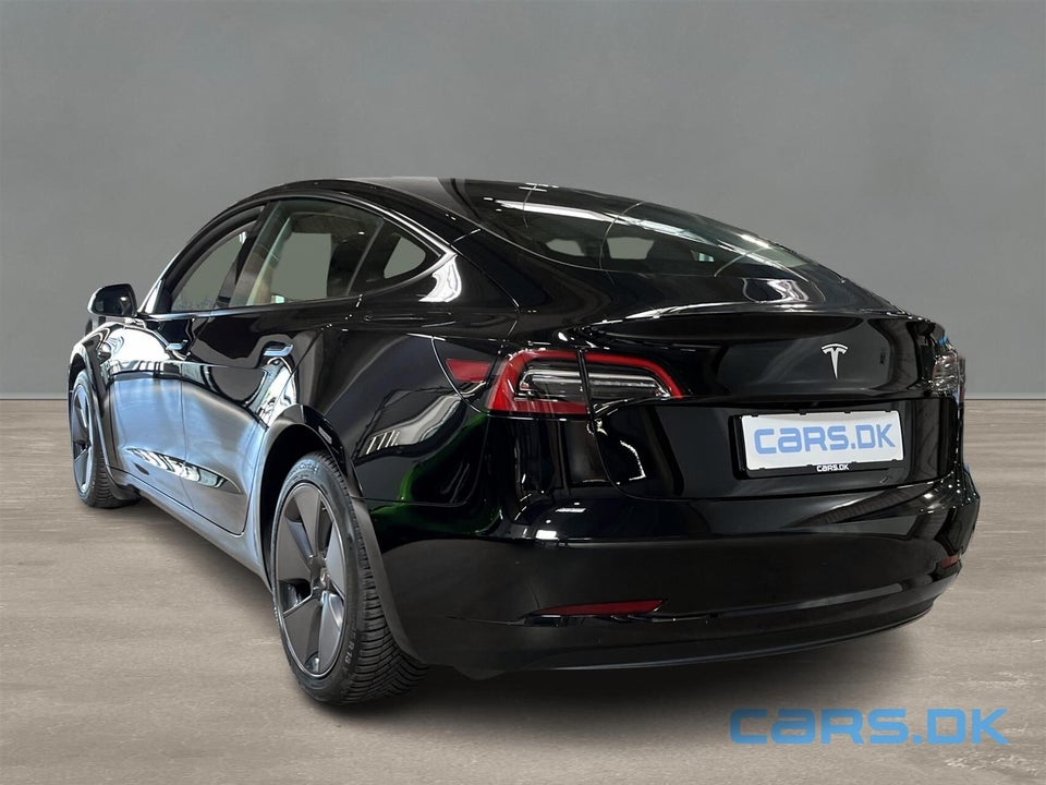 Tesla Model 3 RWD 4d