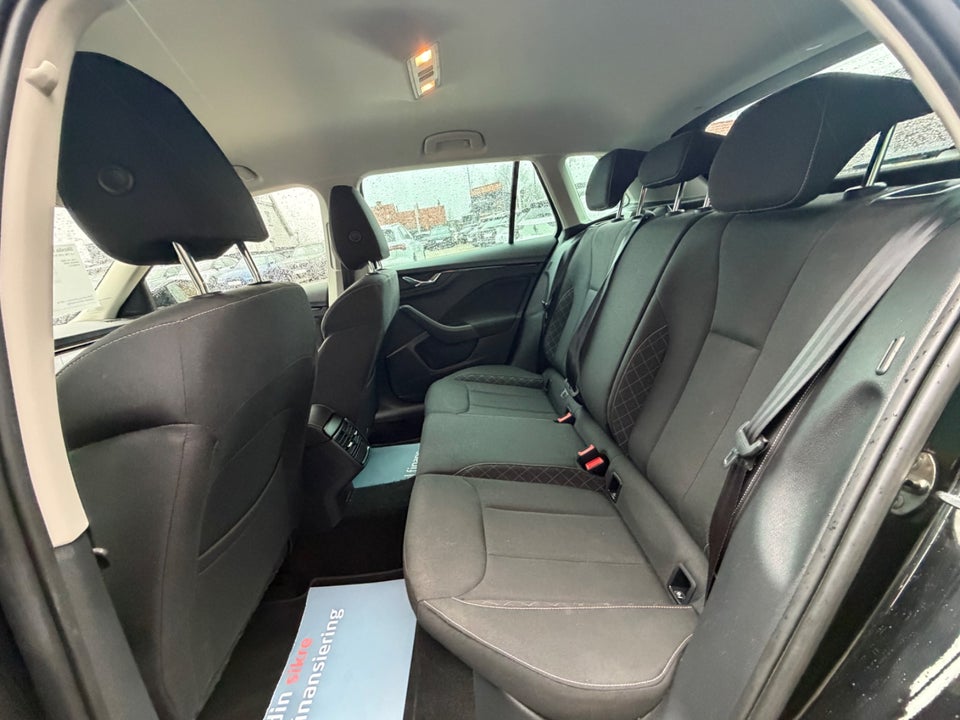 Skoda Kamiq 1,0 TSi 110 Blackline DSG 5d