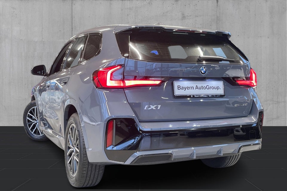 BMW iX1 eDrive20 M-Sport 5d