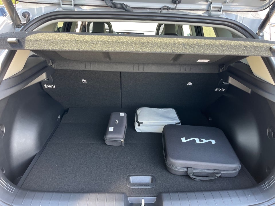 Kia EV4 81 Long Range Earth 5d
