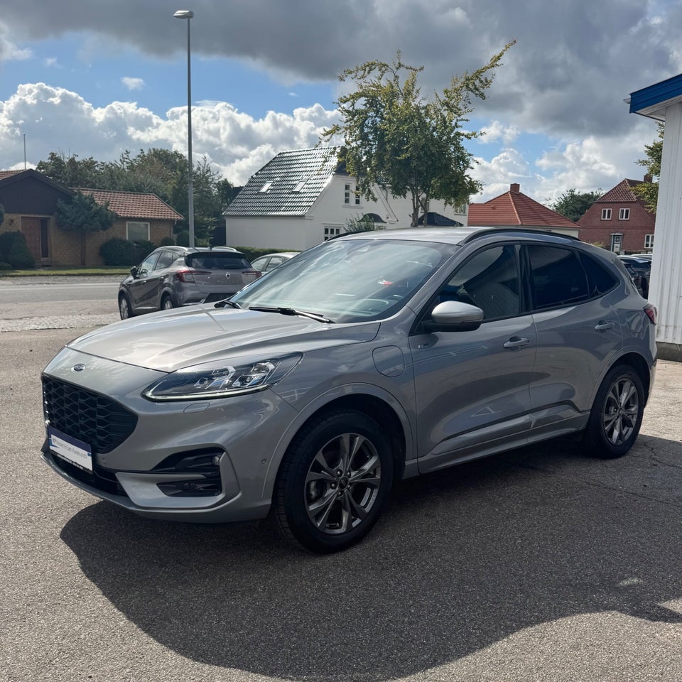Ford Kuga 2,5 PHEV ST-Line X CVT 5d