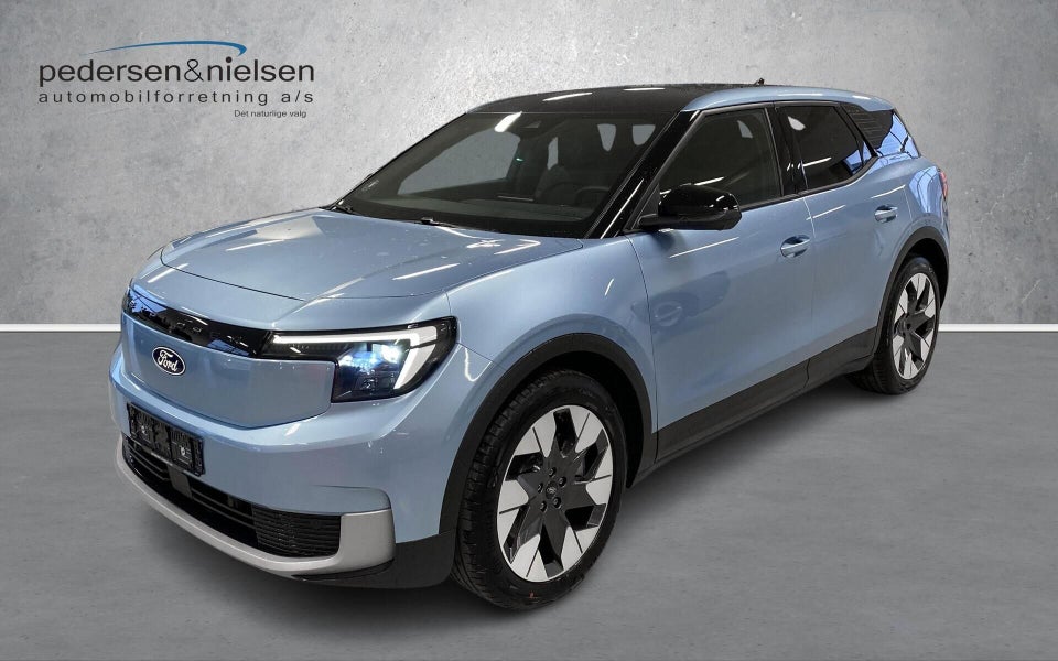 Ford Explorer 82 Premium Extended Range 5d