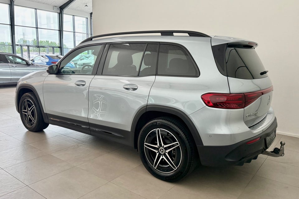 Mercedes EQB250+ AMG Line 5d