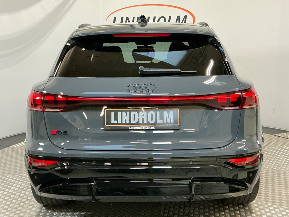 Audi Q6 e-tron Ultra quattro 5d