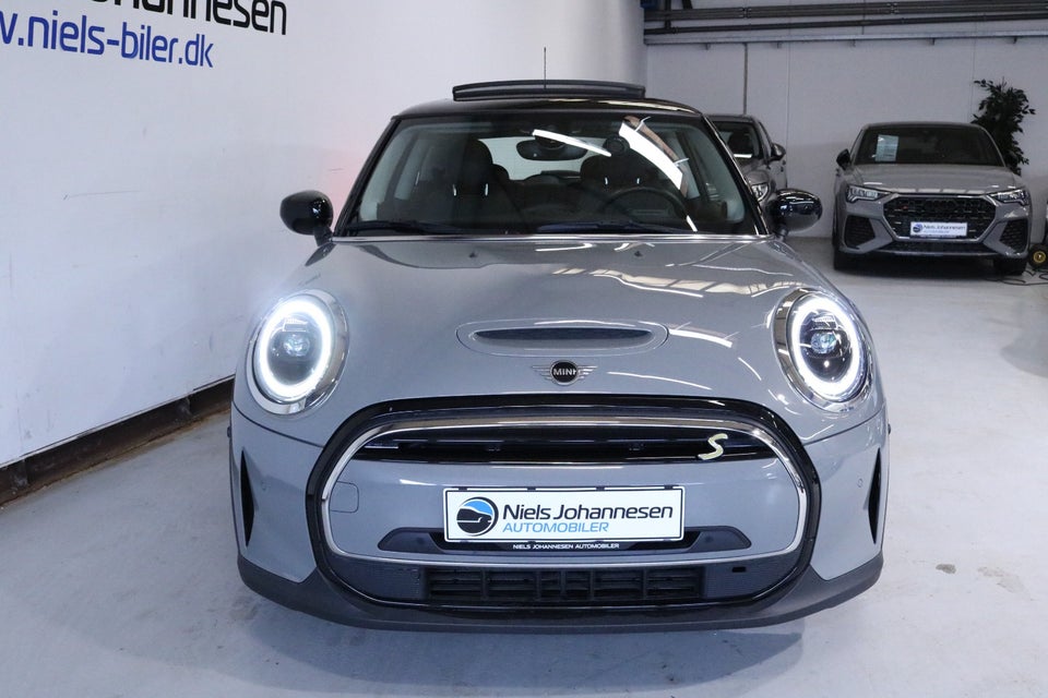 MINI Cooper SE Edition Premium Plus 3d