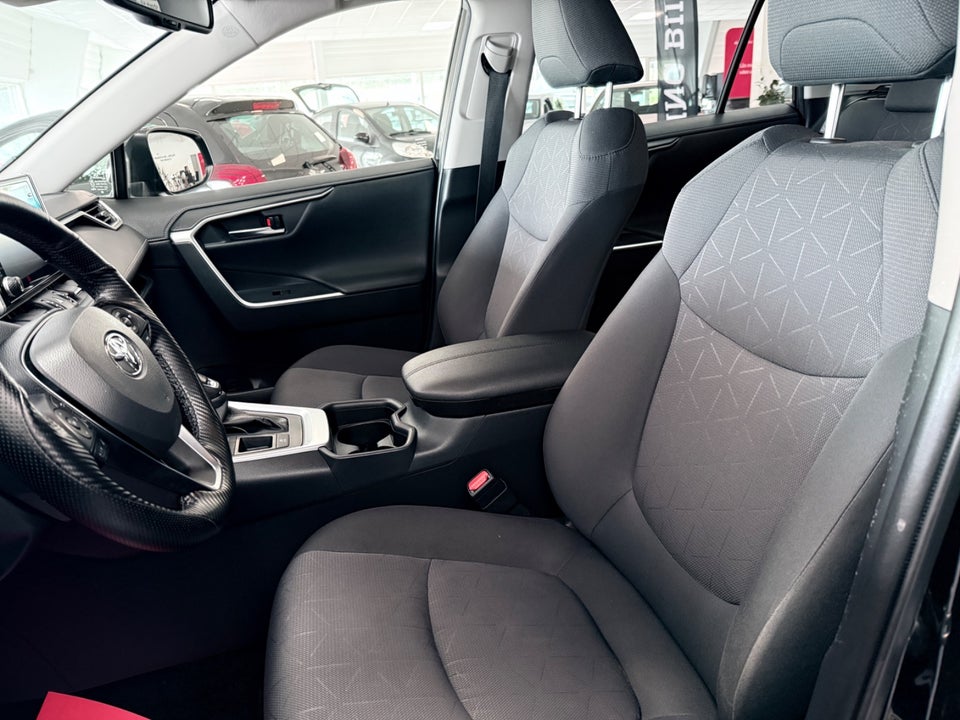 Toyota RAV4 2,5 Hybrid H3 MDS 5d