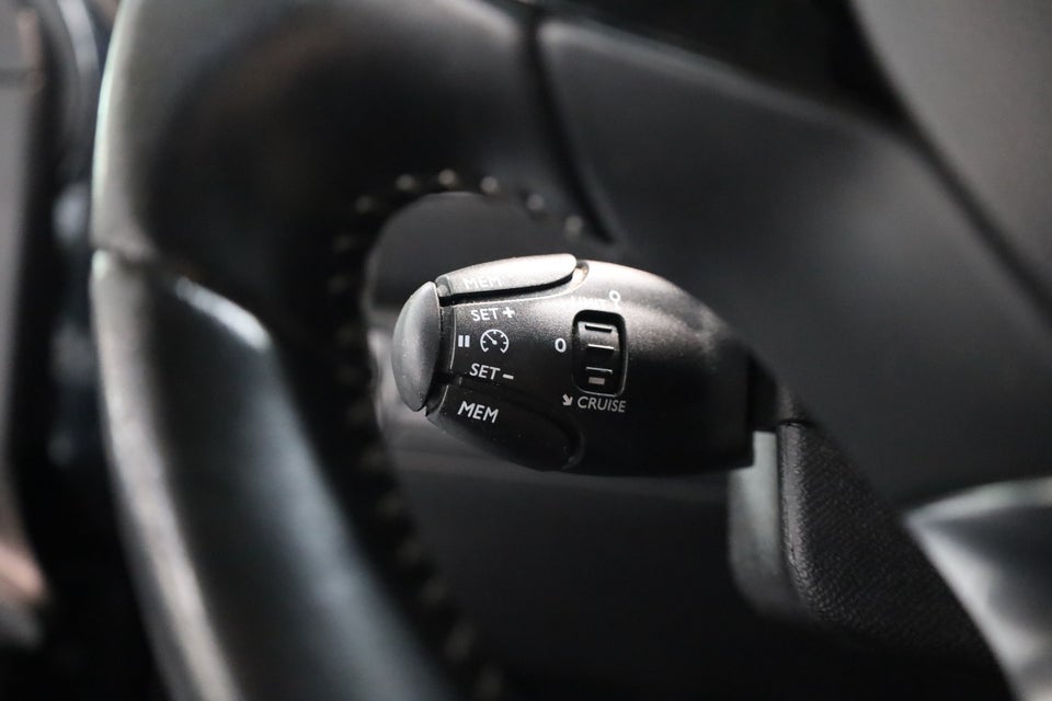 Peugeot 308 1,6 BlueHDi 120 Allure Sky 5d