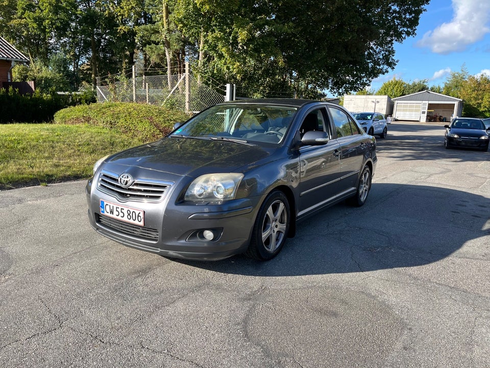Toyota Avensis 1,8 VVT-i Sol 4d