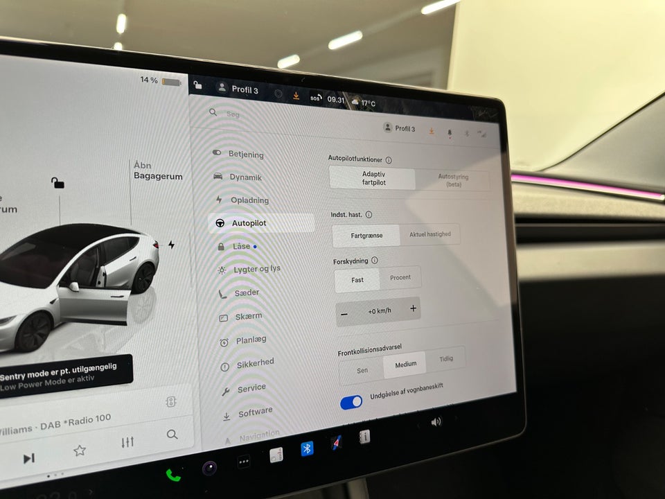 Tesla Model 3 RWD 4d