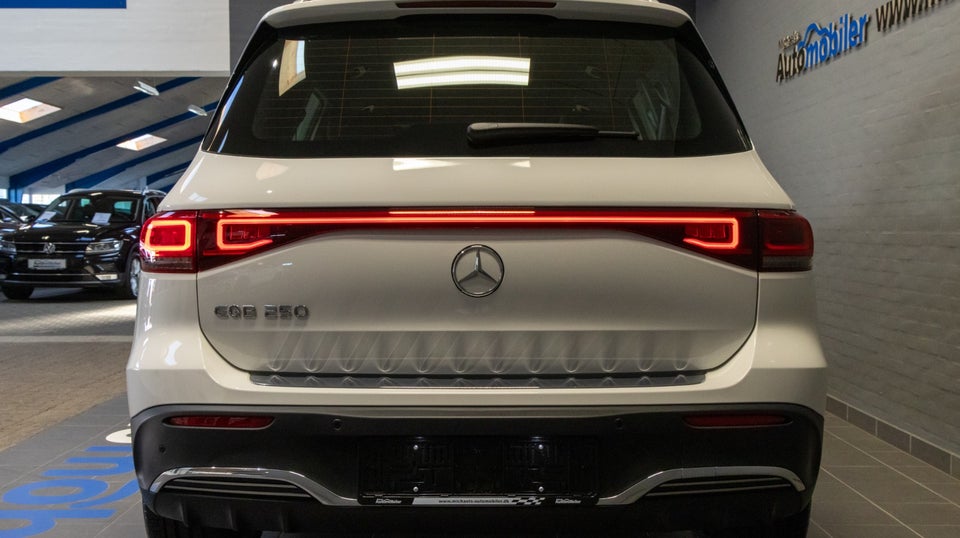 Mercedes EQB250 AMG Line 7prs 5d