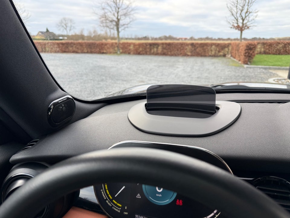 MINI Cooper SE Classic Trim 3d