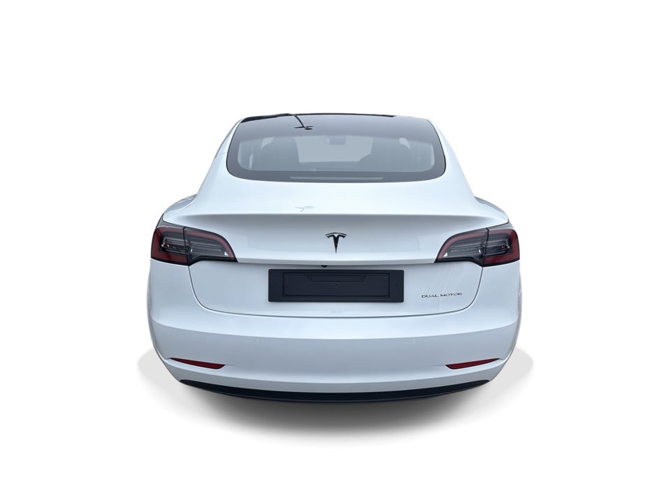 Tesla Model 3 Long Range AWD 4d