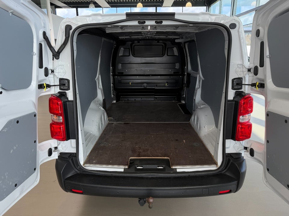 Peugeot Expert 2,0 BlueHDi 144 L3 Plus Van