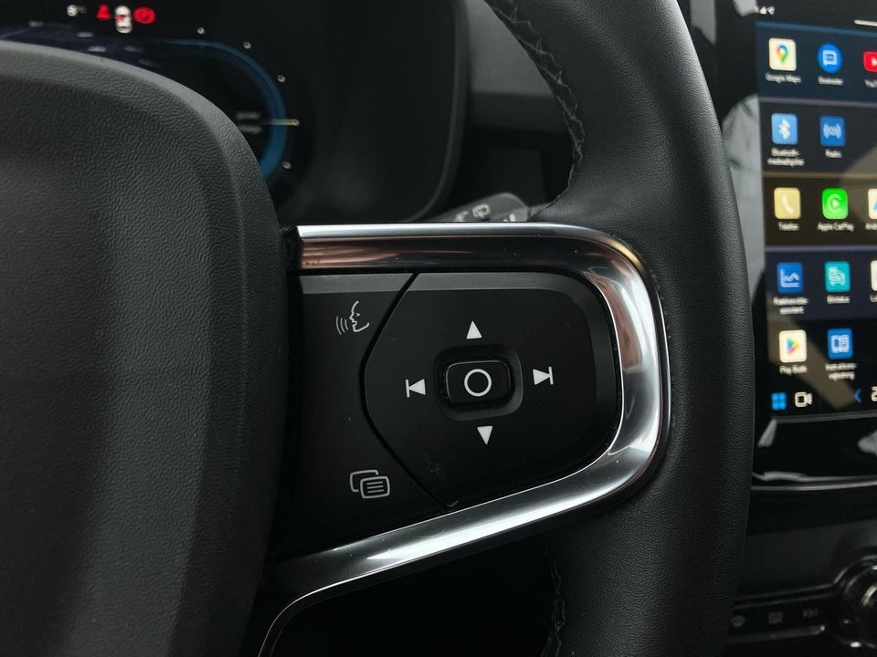 Volvo XC40 P6 ReCharge Plus 5d