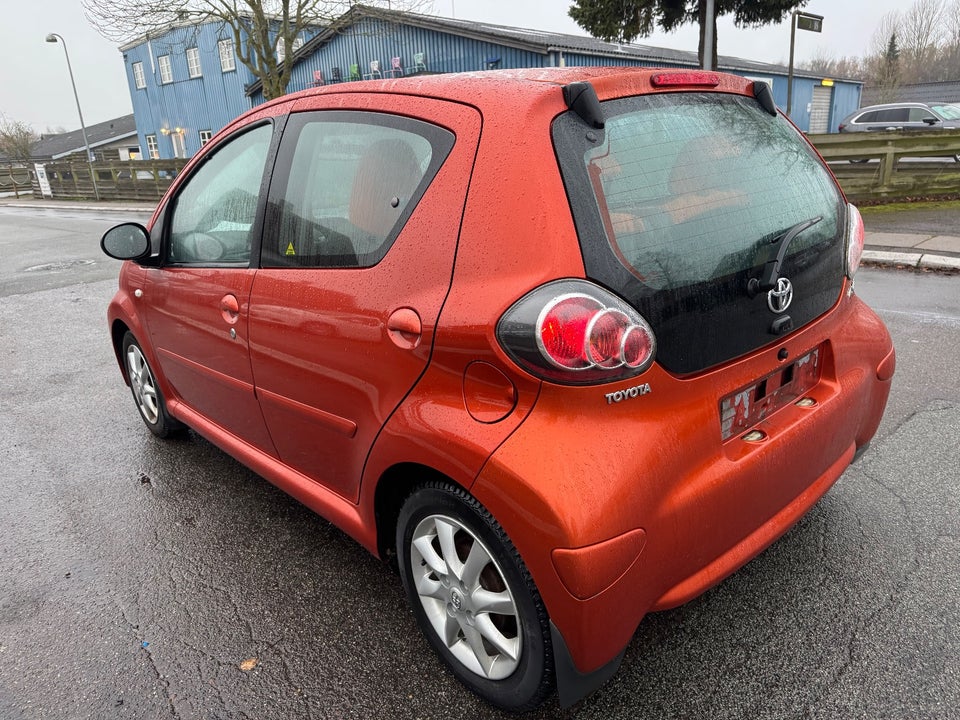 Toyota Aygo 1,0 VVT-i T1 5d