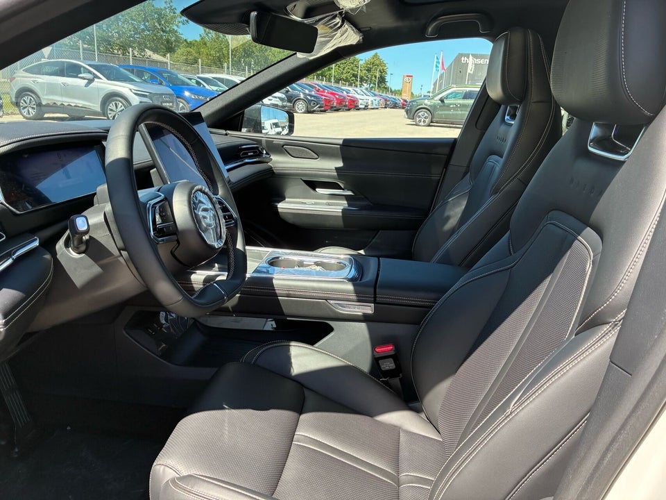 Mazda 6e Takumi 5d