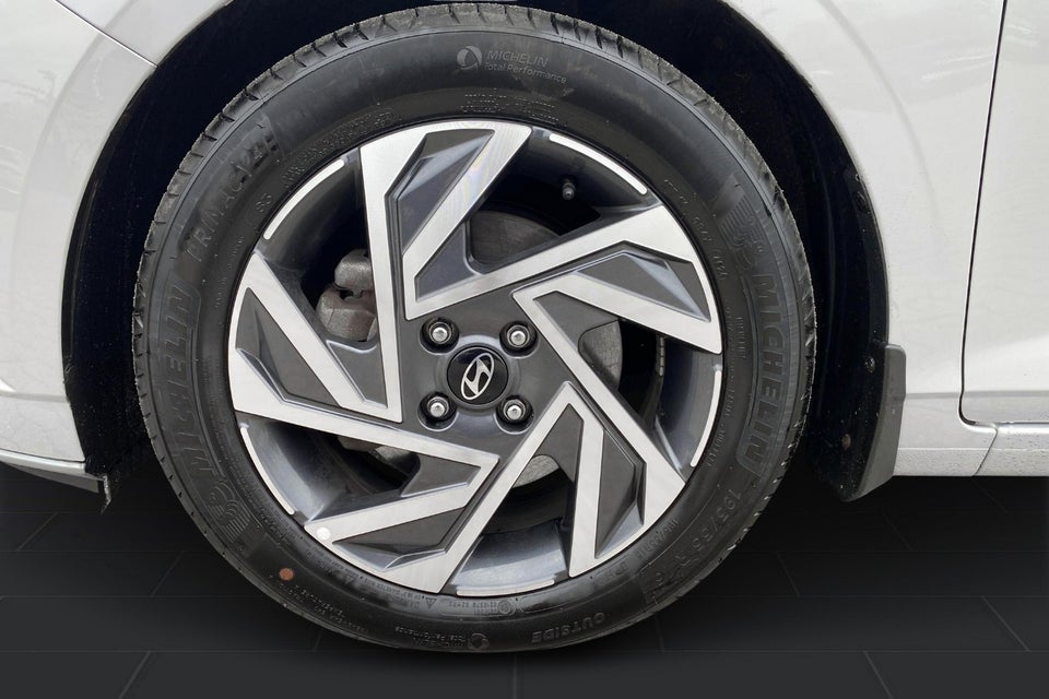 Hyundai i20 1,0 T-GDi Advanced DCT 5d