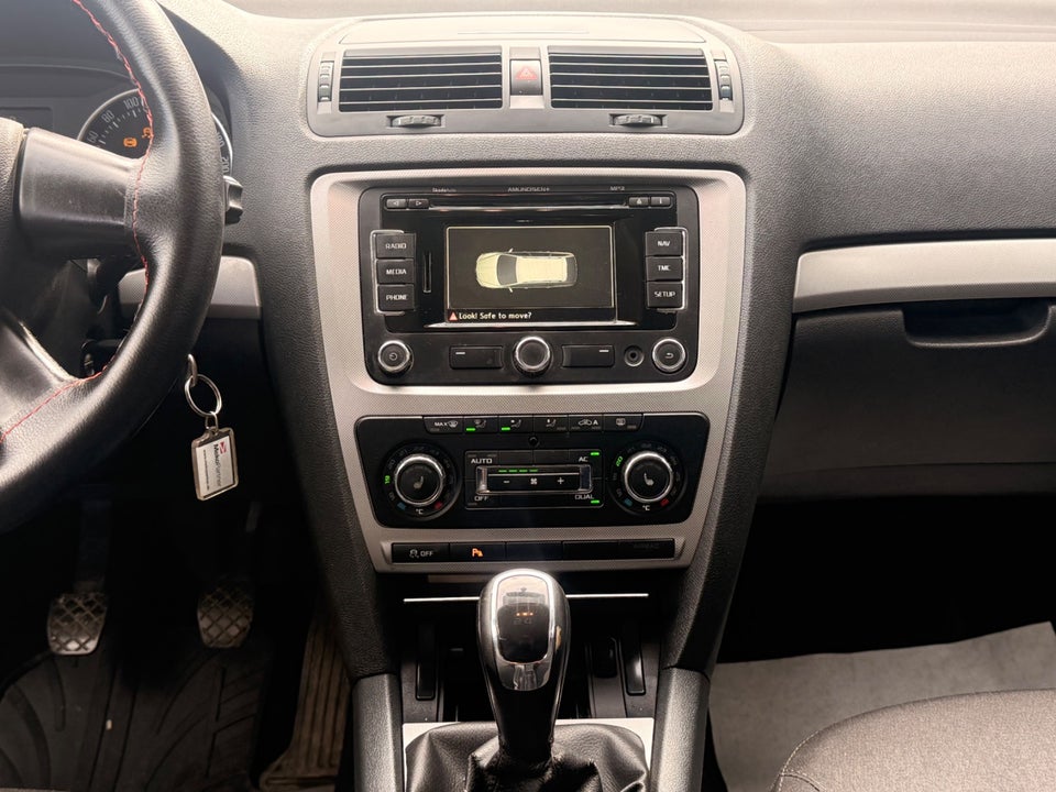 Skoda Octavia 1,6 TDi 105 Active Combi 5d